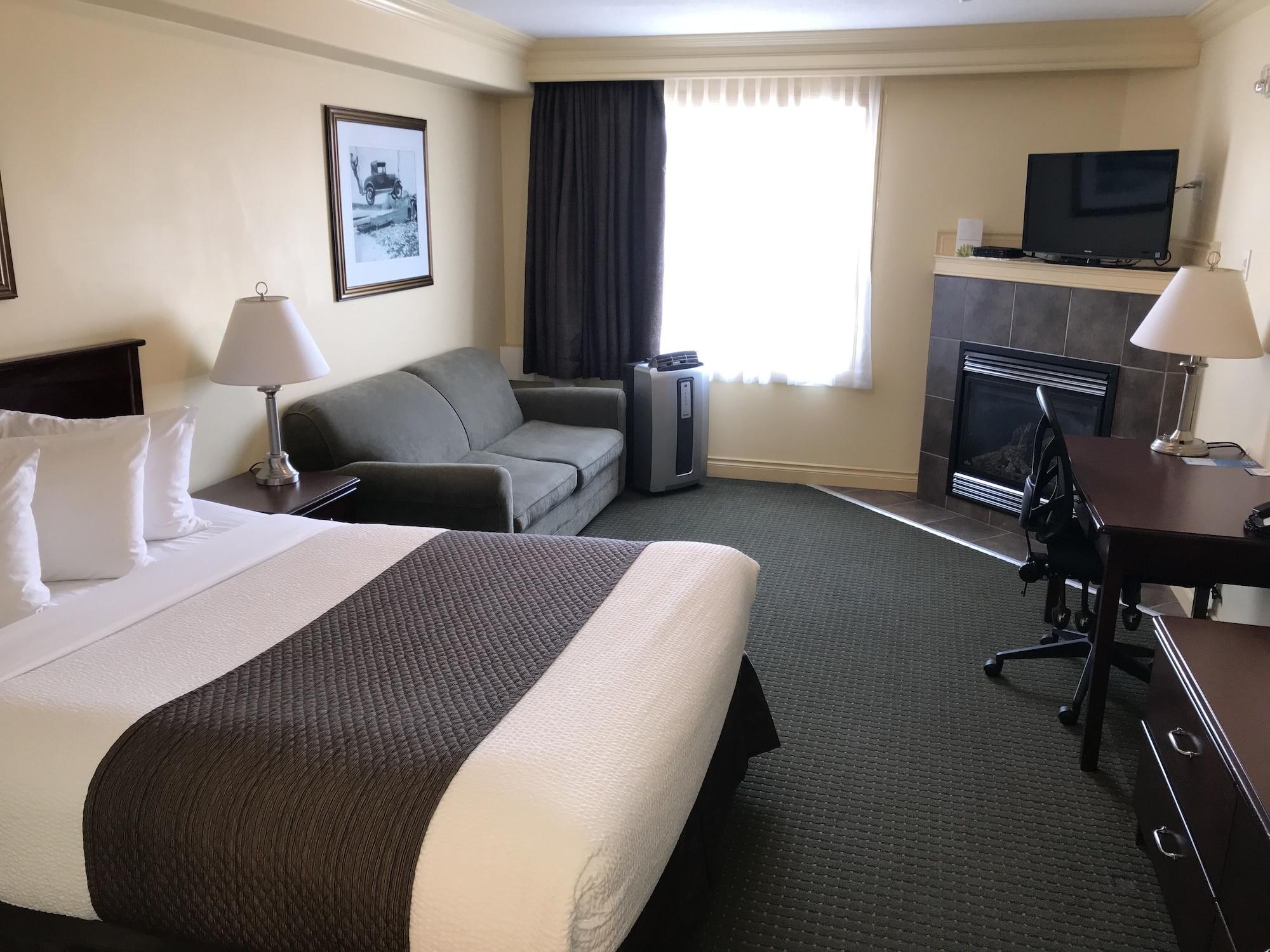 Quality Inn & Suites Whitecourt Esterno foto